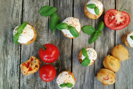 Tomate-Mozzarella-Cupcakes