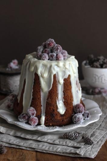 Cranberry Gugel mit weißer Schokolade Cranberry Gugel mit weißer Schokolade