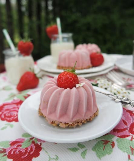 Bayrische Creme mit Erdbeeren Bayrische Creme mit Erdbeeren