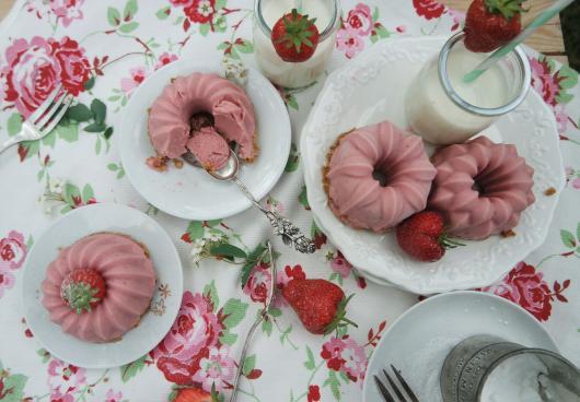 Bayrische Creme mit Erdbeeren