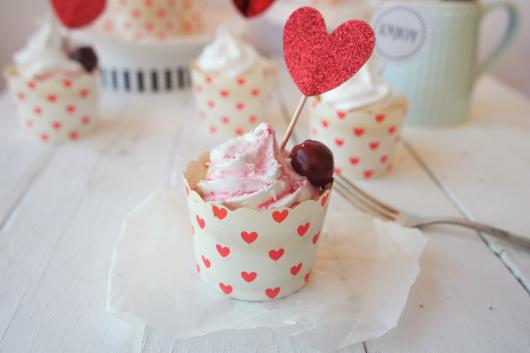 Kirsch-Vanille-Cupcakes