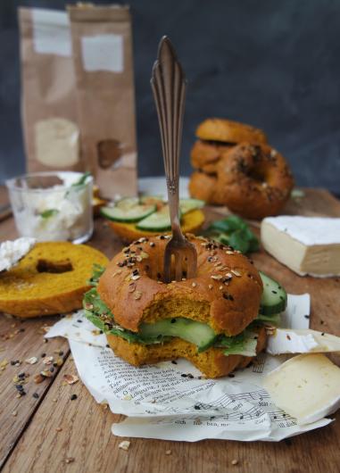 Bagels mit Kurkuma Bagels mit Kurkuma