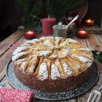 Apfelkuchen mit Kardamom und weißer Schokolade