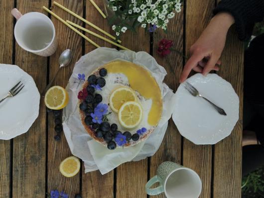 Zitronen Blaubeer Torte (naked cake)