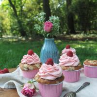 Himbeer-Rhabarber Cupcakes