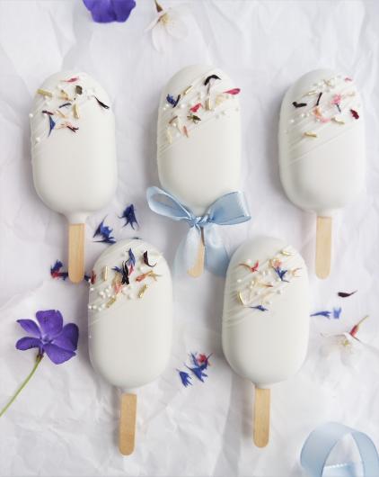 Cakesicles Cakesicles