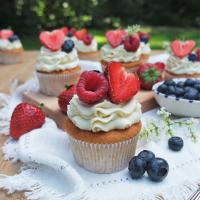 Vanillecupcakes mit Beeren