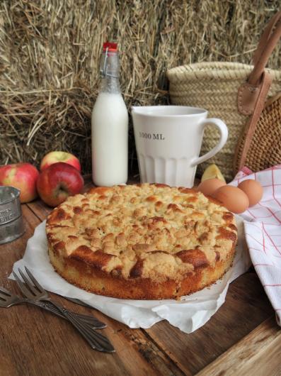 Apfelstreuselkuchen mit Mandelsplitter Apfelstreuselkuchen mit Mandelsplitter